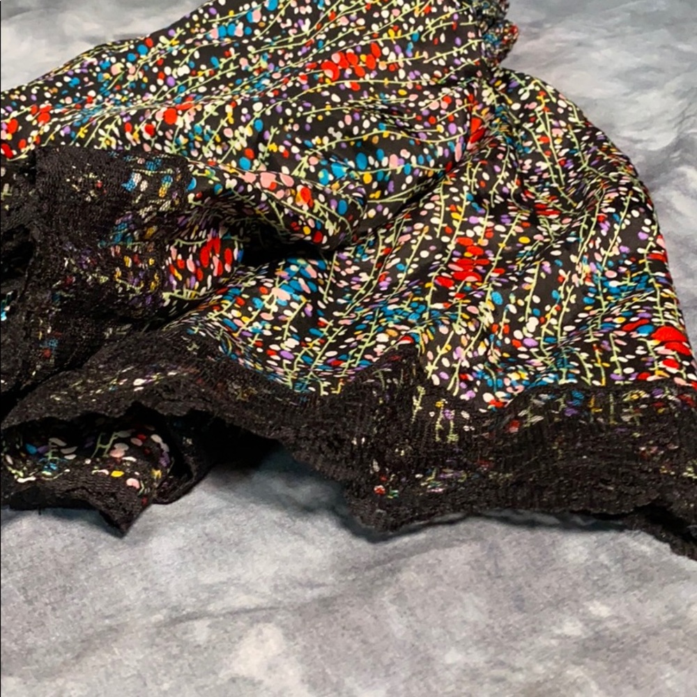 π3 for $15 π Forever 21 XXi Floral Lace Skirt Juniors size S π₯³ Host Pick π₯³ - Picture 15 of 16